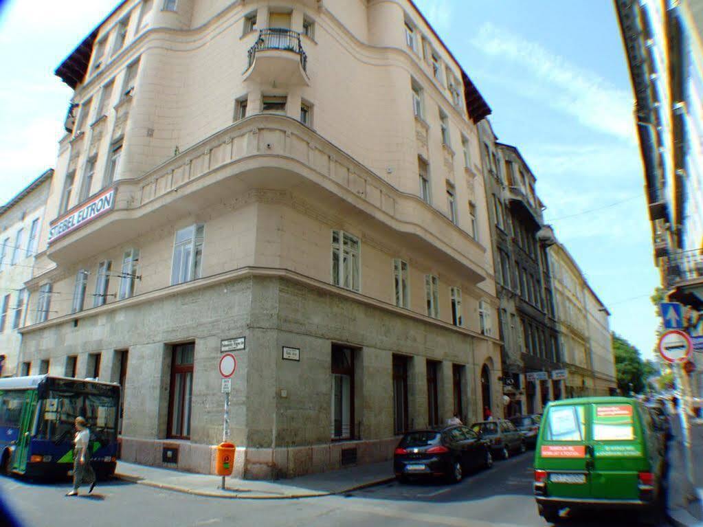 Boomerang Hostel Budapest Eksteriør bilde
